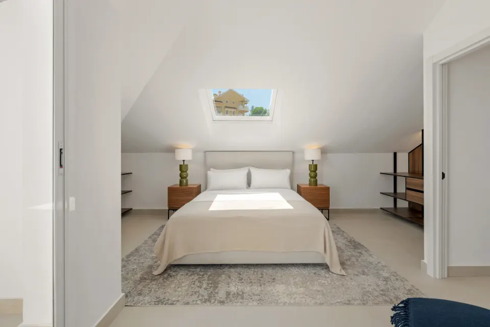 Las Lolas Sky Residence — Ático en Nueva Andalucía