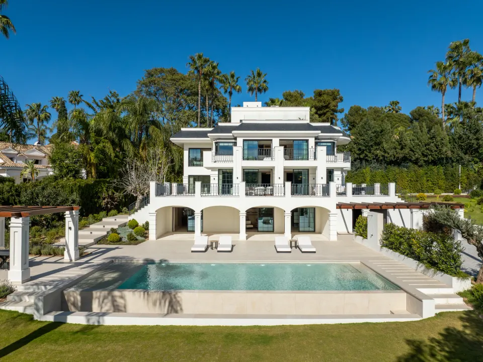 Villa Monte Blanco — Villa en Nueva Andalucía