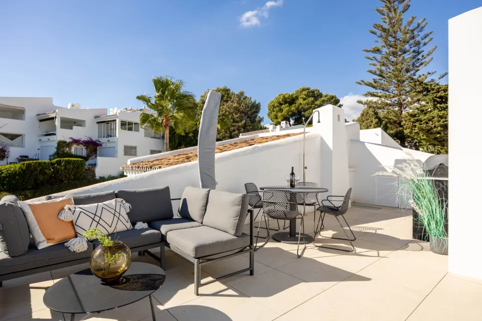 Lirea — Apartamento en Nueva Andalucía