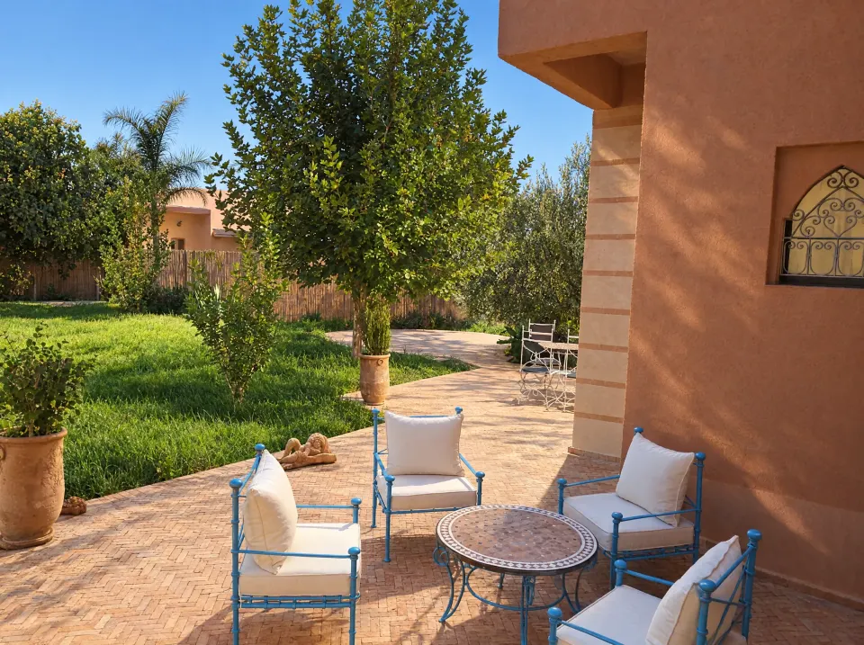 Villa de estilo marroquí con piscina de zellige, Al Ouidane, Marrakech