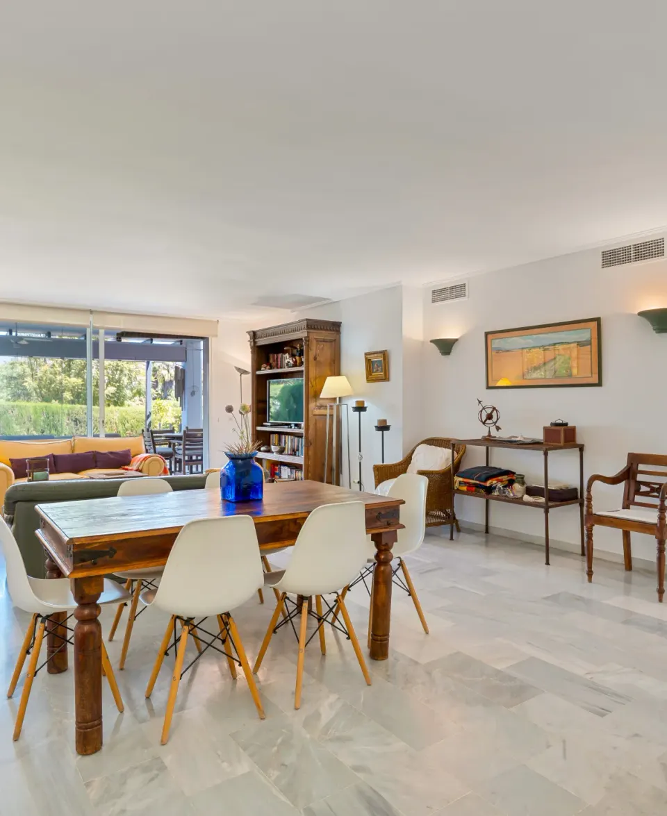 Las Jacarandas — Apartamento en Bel-Air