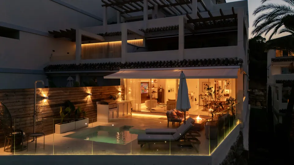 Les Belvederes — Apartamento en Nueva Andalucía
