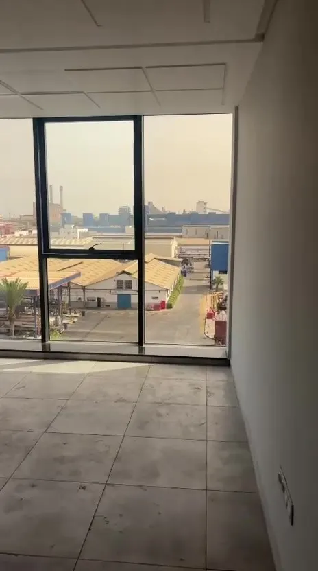 Oficinas y locales de hasta 82 m², Roches Noires, Casablanca
