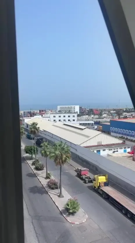 Oficinas y locales de hasta 82 m², Roches Noires, Casablanca