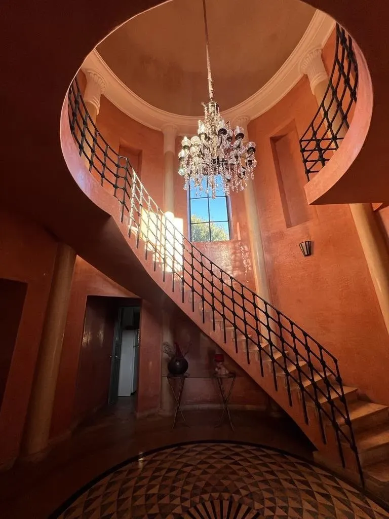 Villa con piscina y jardín de palmeras, Marrakech