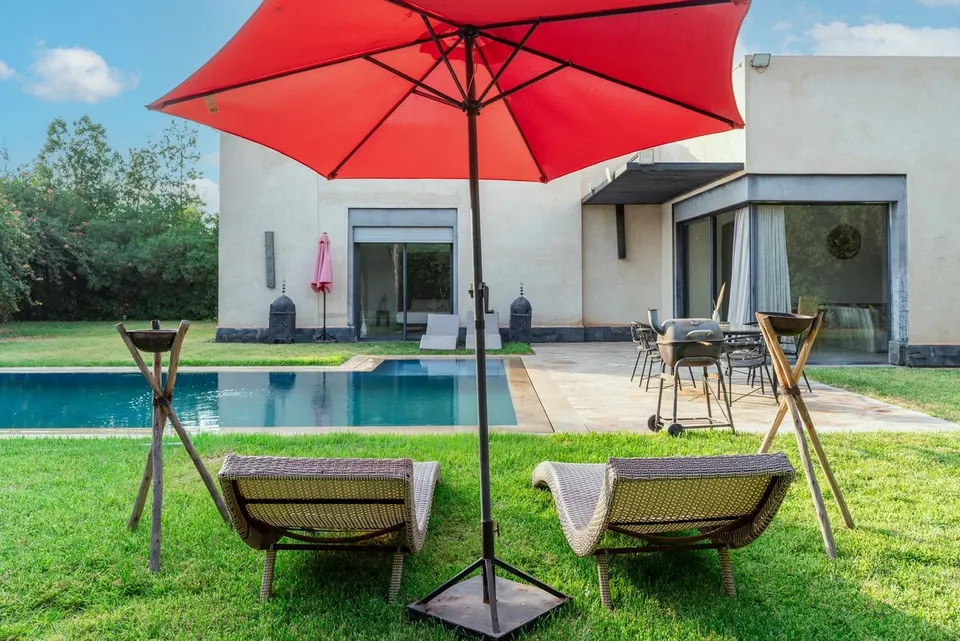 Villa con piscina privada climatizada en una residencia cerrada, Route de Fès, Marrakech