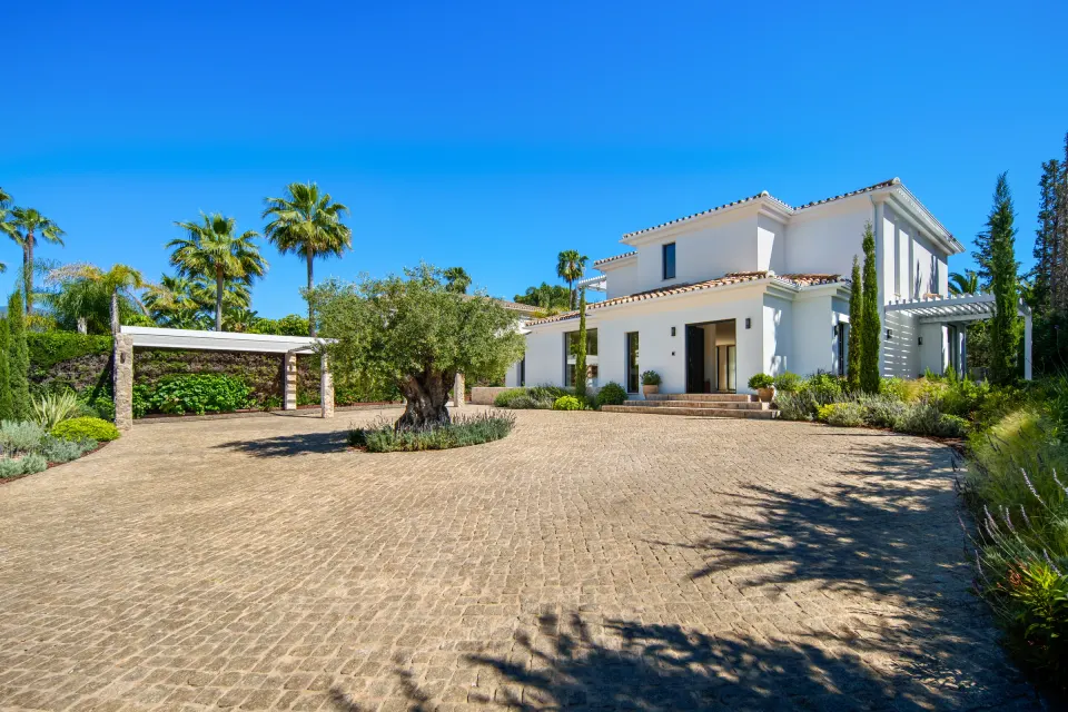 Casa Koi — Villa en Nueva Andalucía