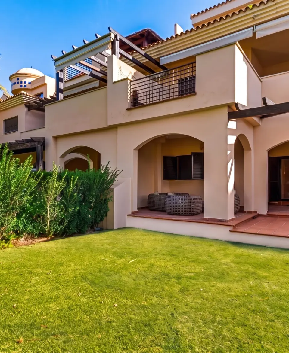 Las Mimosas — Apartamento en Puerto Banús