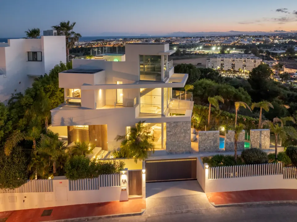 Villa Riva — Villa en Nueva Andalucía