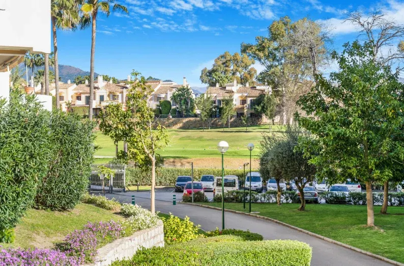 Campos de Guadalmina — Apartamento en San Pedro de Alcántara