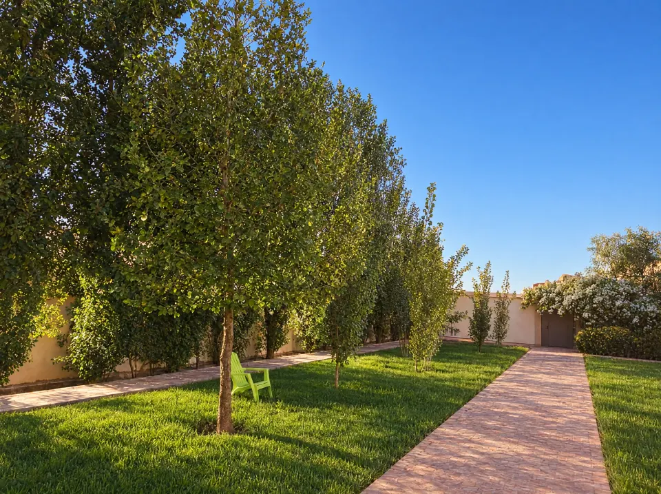 Villa de estilo marroquí con piscina de zellige, Al Ouidane, Marrakech