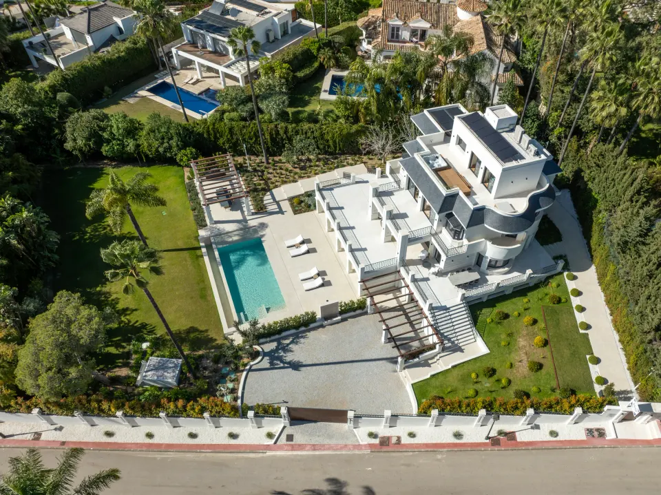 Villa Monte Blanco — Villa en Nueva Andalucía
