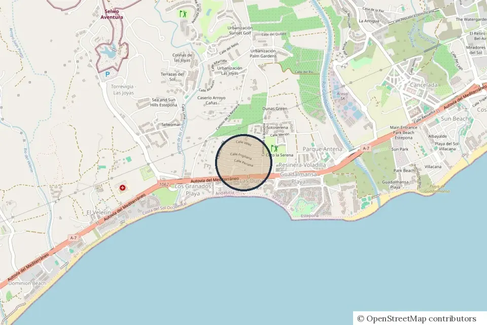 Parcela de 500 m² con proyecto de villa y licencia, La Resina Golf, Estepona